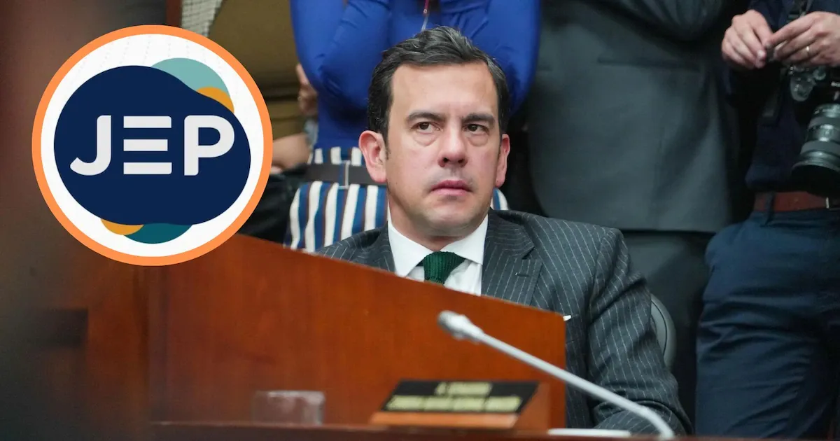 El Gobierno confirma un plan para reducir el presupuesto de la JEP y Lara lo califica de austeridad