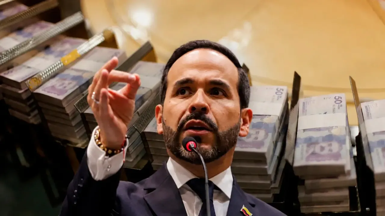 El plan de De la Espriella para recortar el Estado un 40% arranca con las manos atadas