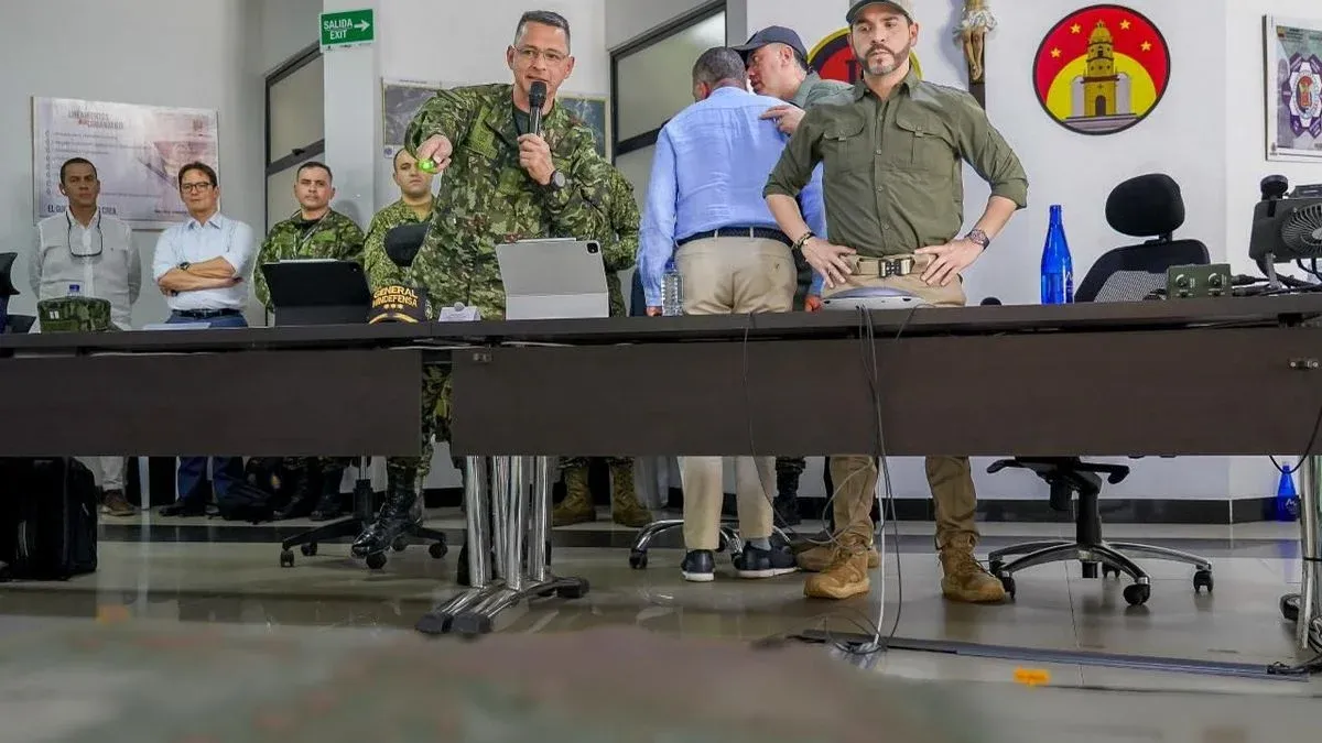 De La Espriella anuncia medidas de seguridad y reconstrucción tras atentado en Los Patios