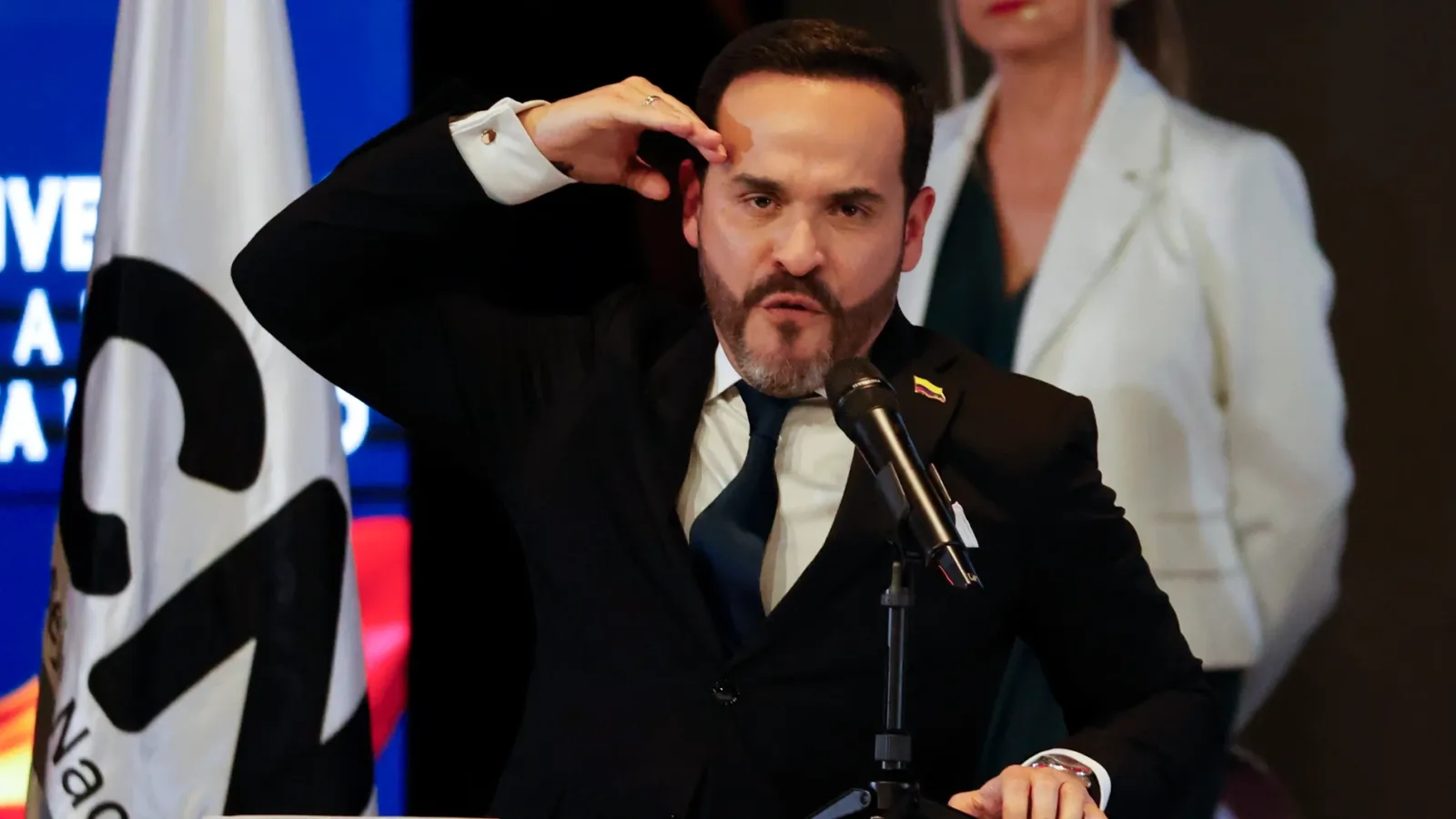 De la Espriella presenta su equipo de transición y la estrategia Arca de Noé