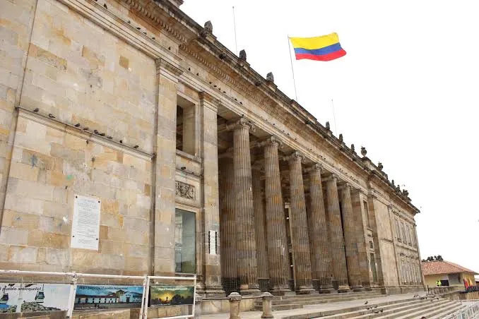 Abelardo de la Espriella asumirá la presidencia el 7 de agosto en Cali