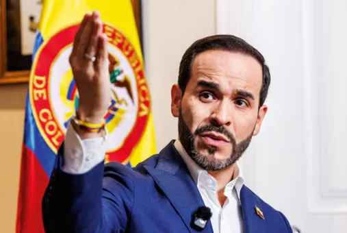 Abelardo de la Espriella llega a la presidencia con un historial de acciones legales contra la prensa