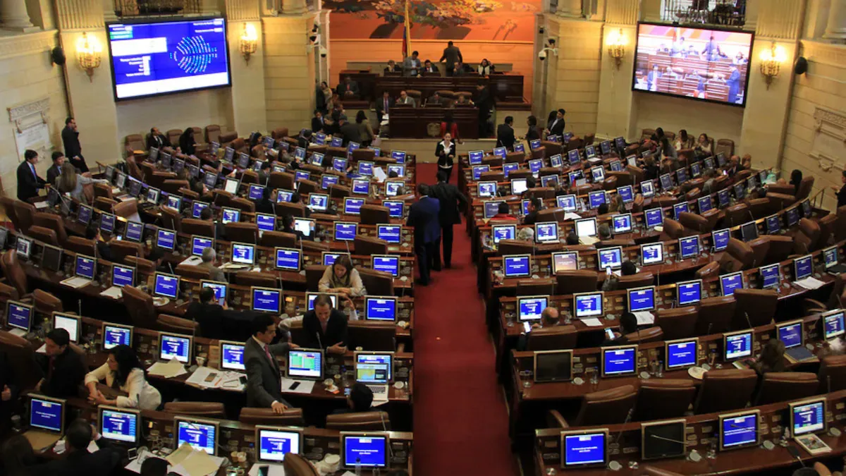 El nuevo Congreso arranca con negociaciones por las mesas directivas y reacomodo de la oposición