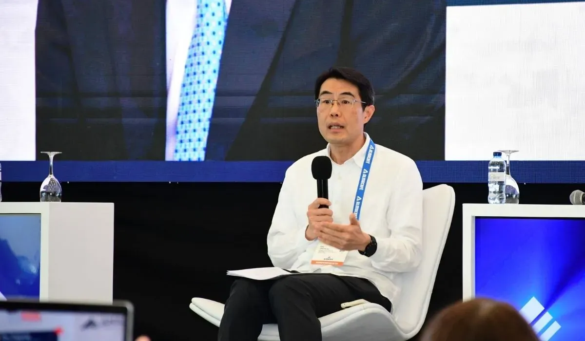 Embajador de China en Colombia pide pragmatismo al gobierno de De la Espriella y alienta el rol del sector privado