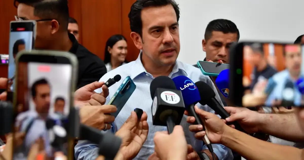 Ministro del Interior respalda el recorte presupuestal a la JEP y habla de politiquería en entidades públicas