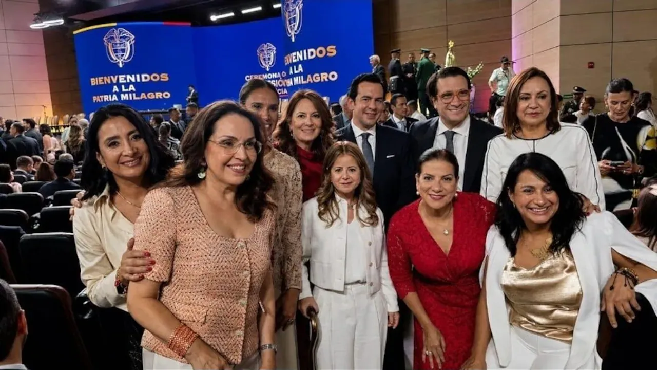 El gabinete de De La Espriella se reunió en la jornada de posesión presidencial