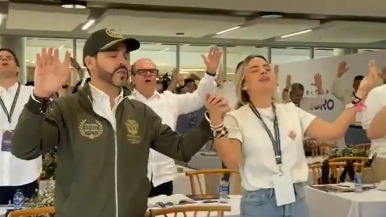 De la Espriella reunió a su gabinete en un retiro espiritual antes de asumir la Presidencia