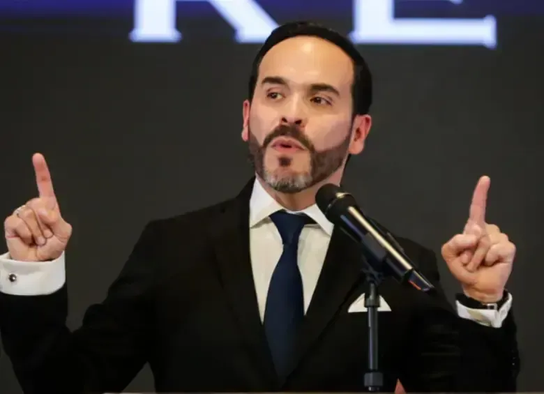 Equipo de empalme de De la Espriella denuncia cuatro presuntos casos de corrupción en el gobierno Petro