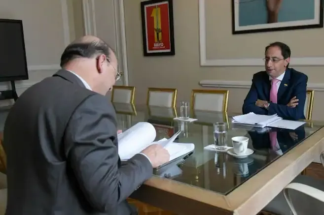 Restrepo y Ávila encabezan los comités de empalme entre los gobiernos de Petro y De la Espriella