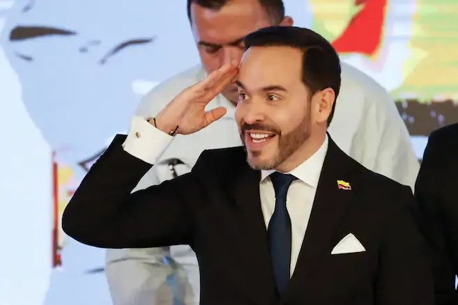 Abelardo de la Espriella asume la presidencia de Colombia