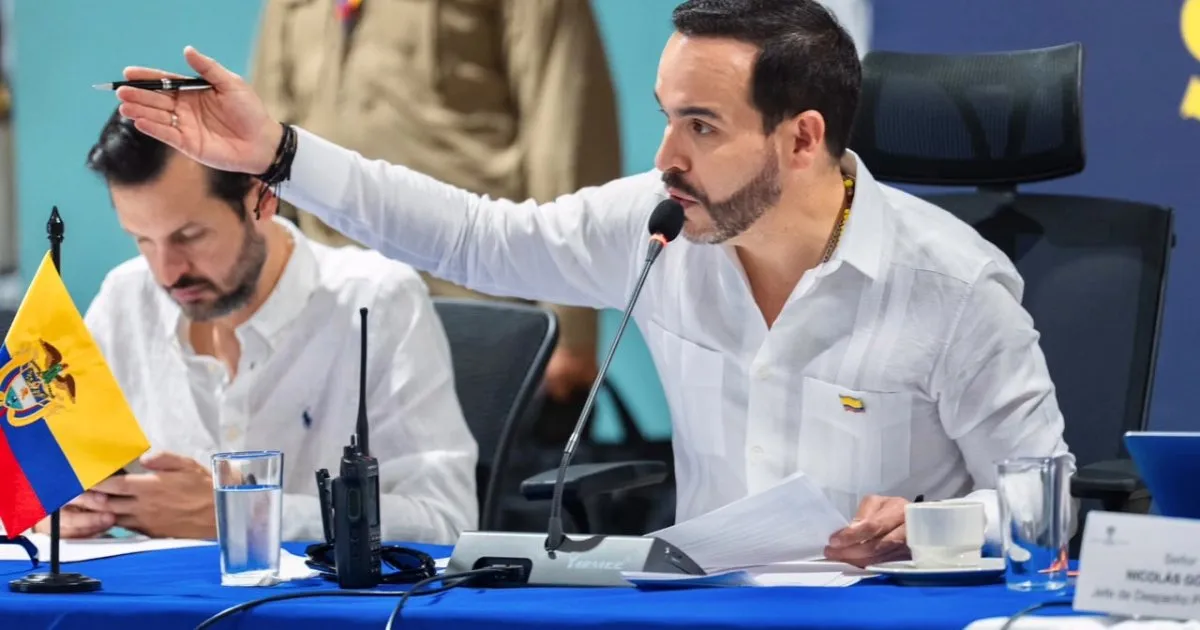 Abelardo de la Espriella llegó a Cartagena con un Consejo de Seguridad y la ciudad decretó ley seca