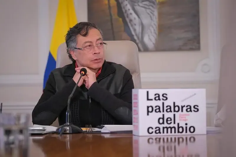 Contraloría reporta 1.970 obras inconclusas en Colombia que pasarían al gobierno de De la Espriella
