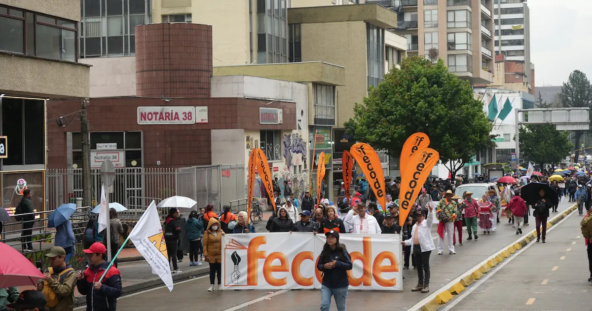 Fecode, la CUT y otras organizaciones convocan un paro nacional en noviembre contra el gobierno de Abelardo de la Espriella