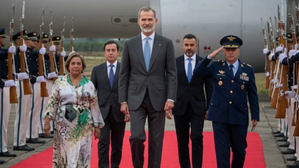 El rey Felipe VI aterriza en Cali para la investidura de Abelardo de la Espriella