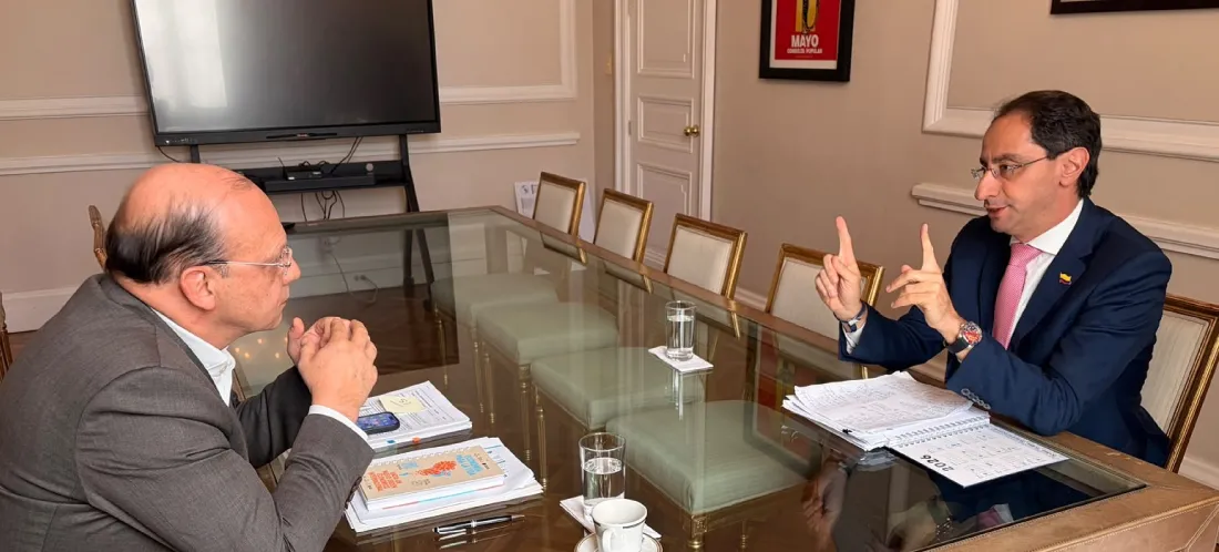 Finalizó la primera reunión de empalme entre los equipos de De la Espriella y Petro