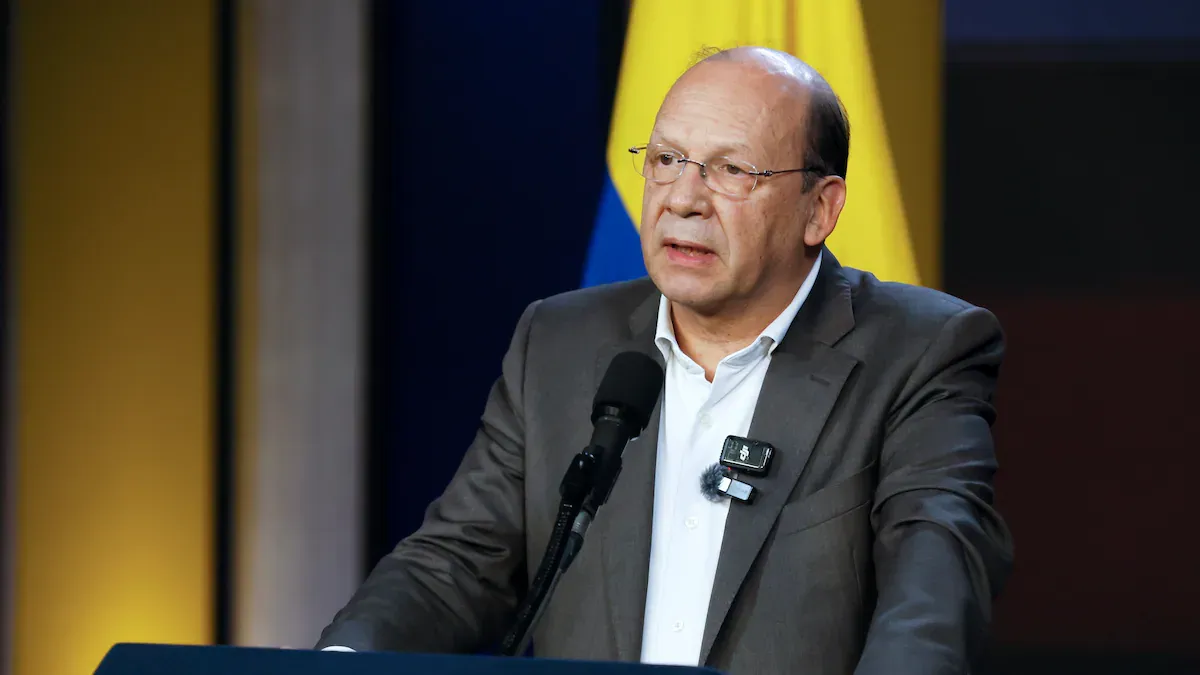 Germán Ávila renuncia al Ministerio de Hacienda