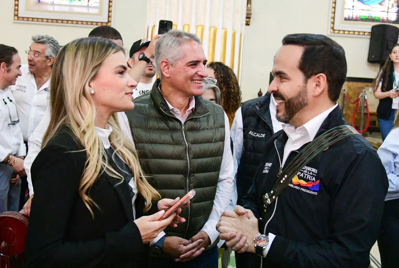 Gobernador de Antioquia se reunió con el presidente electo Abelardo de la Espriella en San Pedro de los Milagros