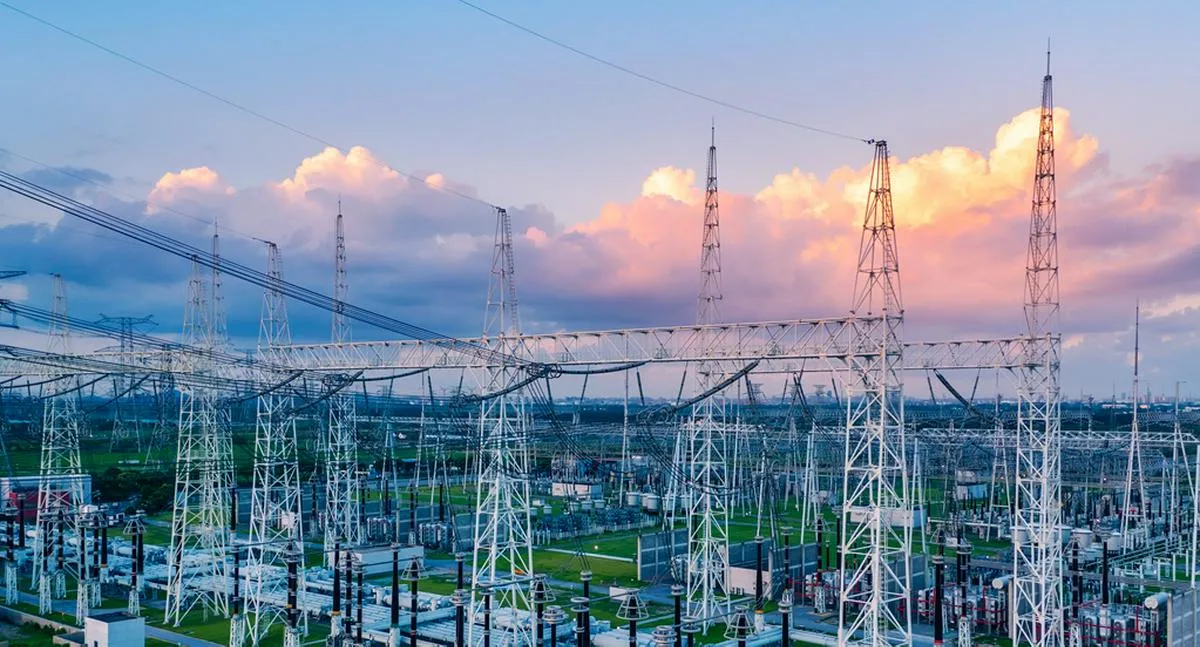 El Gobierno reconoce que la generación térmica no avanza y crece la alerta energética