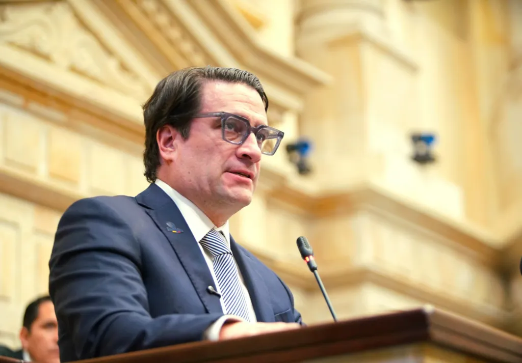 Gobierno prepara ley de sometimiento a grupos criminales sin estatus político ni negociaciones