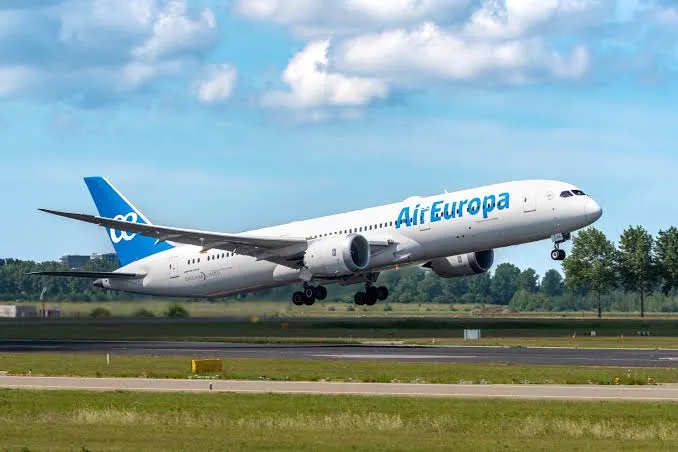 Gobierno destinará $1.000 millones para impulsar el vuelo directo entre Barranquilla y Madrid