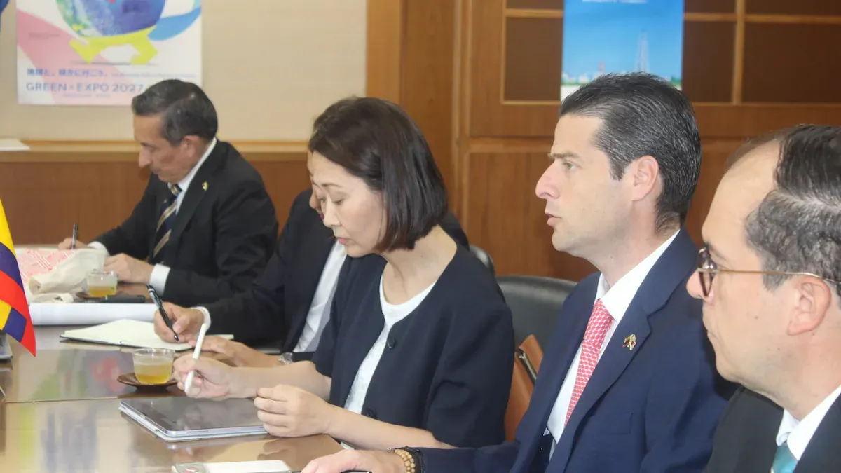 Colombia avanza en acuerdos agroindustriales con Japón para exportar café y frutas exóticas