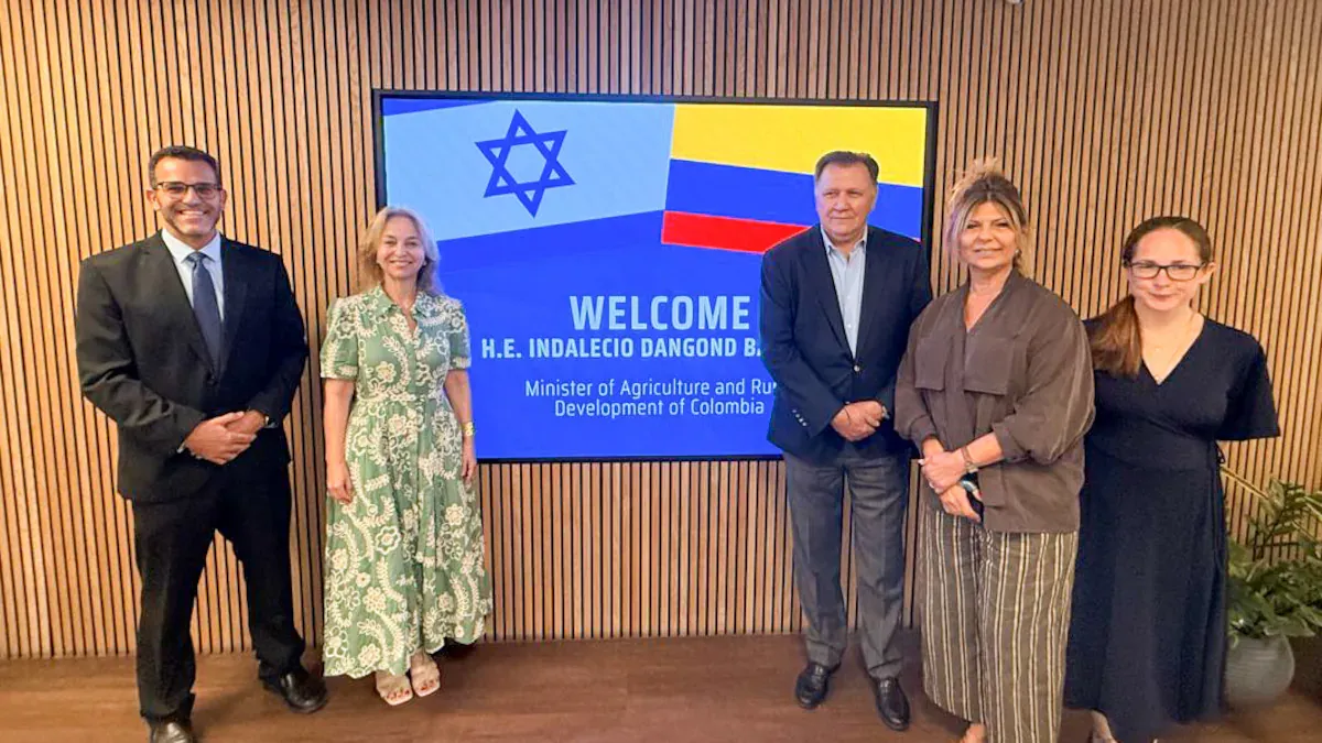 Gobierno colombiano evalúa tecnología israelí de riego para el agro en La Guajira