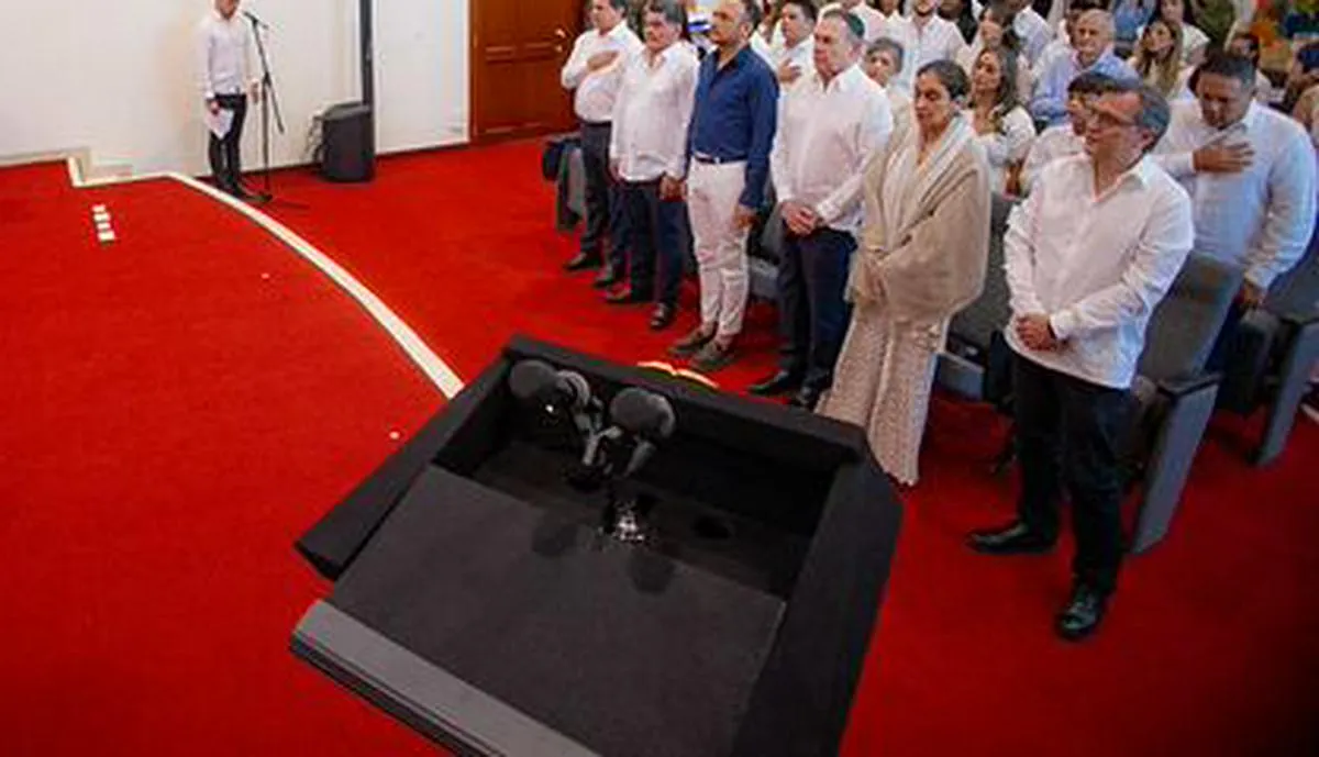 El Gobierno restringe la compra de tierras por extranjeros en zonas estratégicas de Colombia