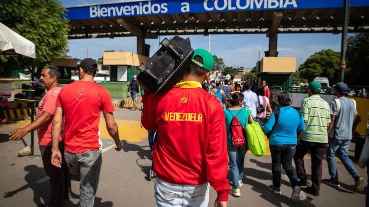 Gobierno colombiano aclara que la orden de deportación no apunta a venezolanos regularizados