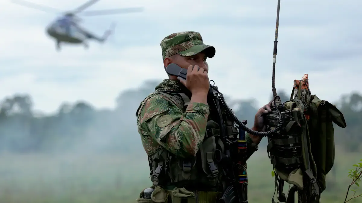 Gobierno de Espriella advierte déficit de $14 billones en el Ejército para 2026