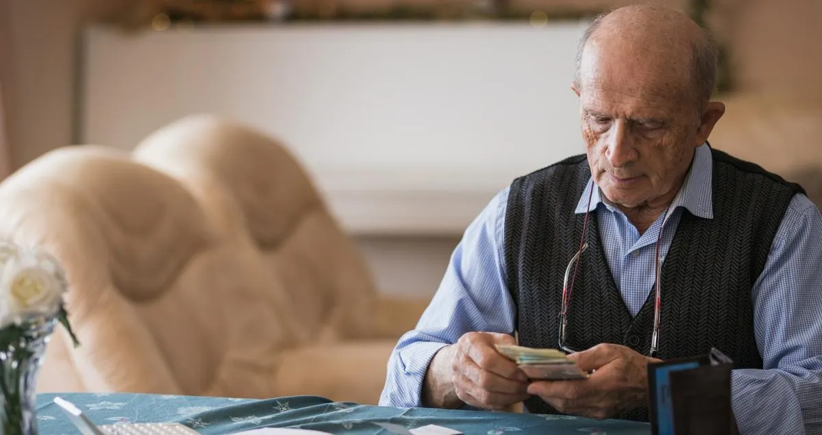 El Gobierno de De la Espriella prepara un decreto para el retiro de funcionarios pensionados que aún laboran en el sector público