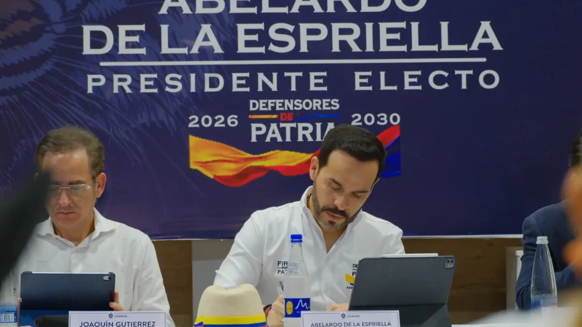 Gobierno de De la Espriella anuncia la supresión de 229 cargos en la Presidencia