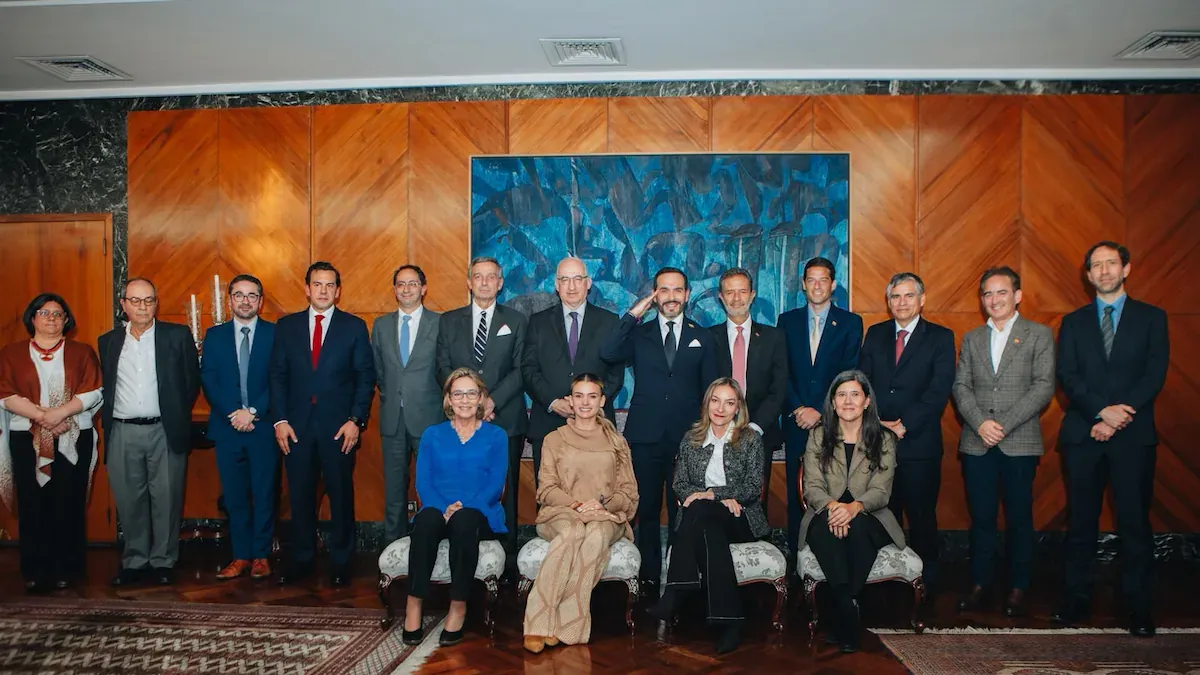 Gobierno de De la Espriella se reúne con el Banco de la República y promete respetar su autonomía