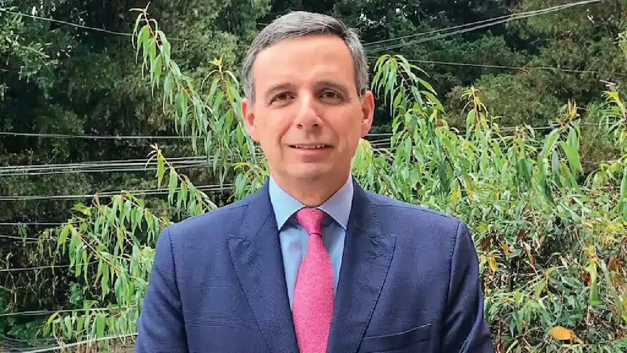 Gobierno anuncia que presentará un plan de ajuste fiscal antes de radicar una reforma tributaria