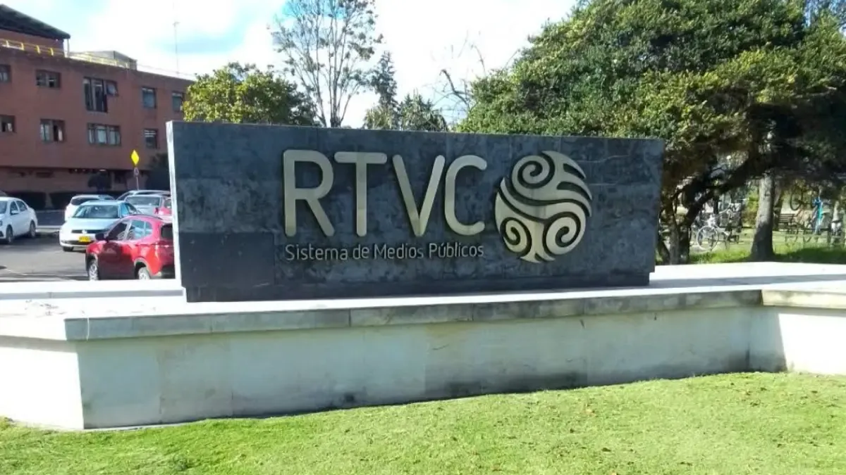 Gobierno revisa 1.051 contratos de RTVC por 100.000 millones de pesos