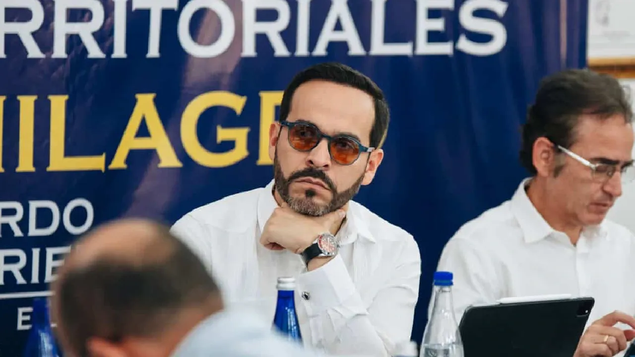 El gobierno de Abelardo de la Espriella retiró a los delegados del gobierno Petro en las juntas directivas de las cámaras de comercio