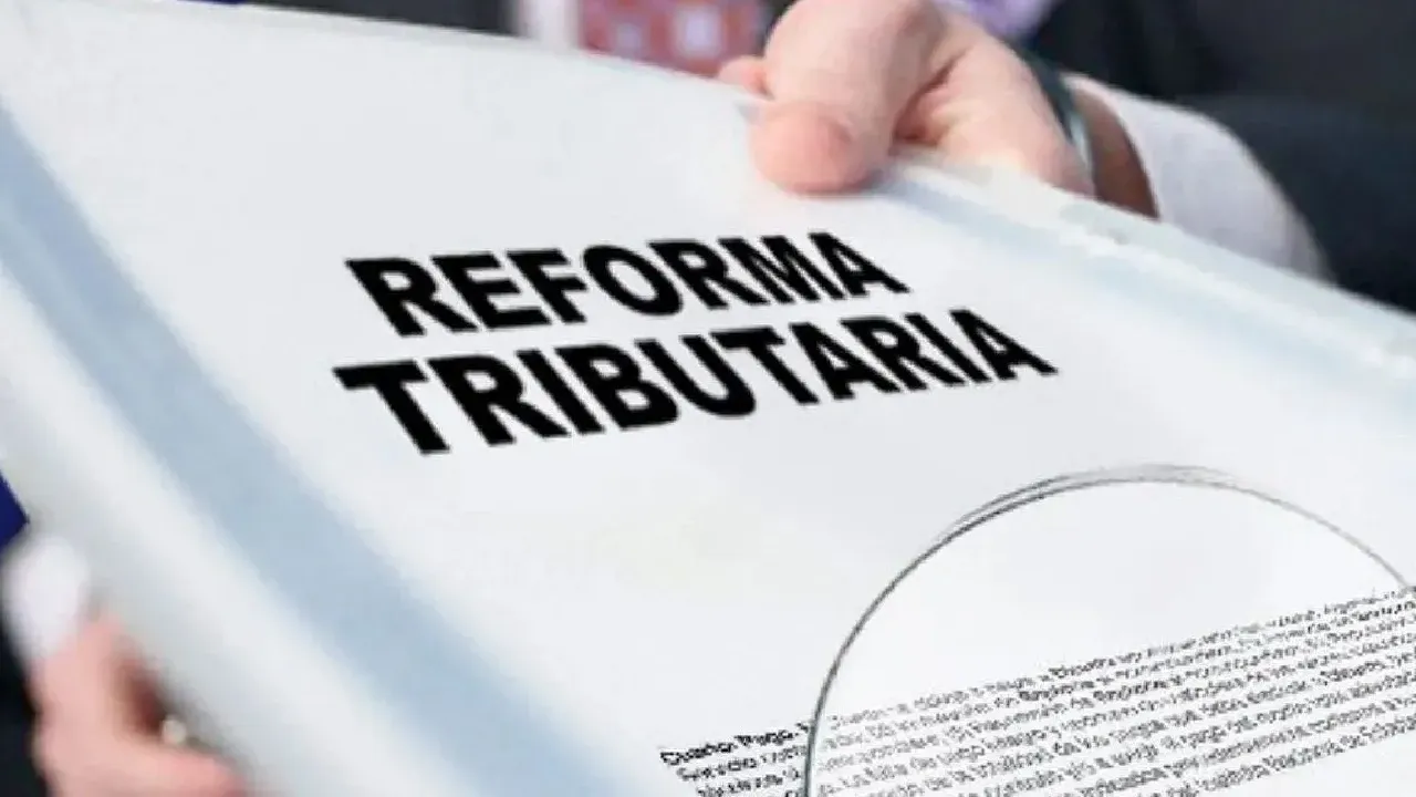 Vicepresidente electo Restrepo dice que no acogerán la reforma tributaria del gobierno Petro
