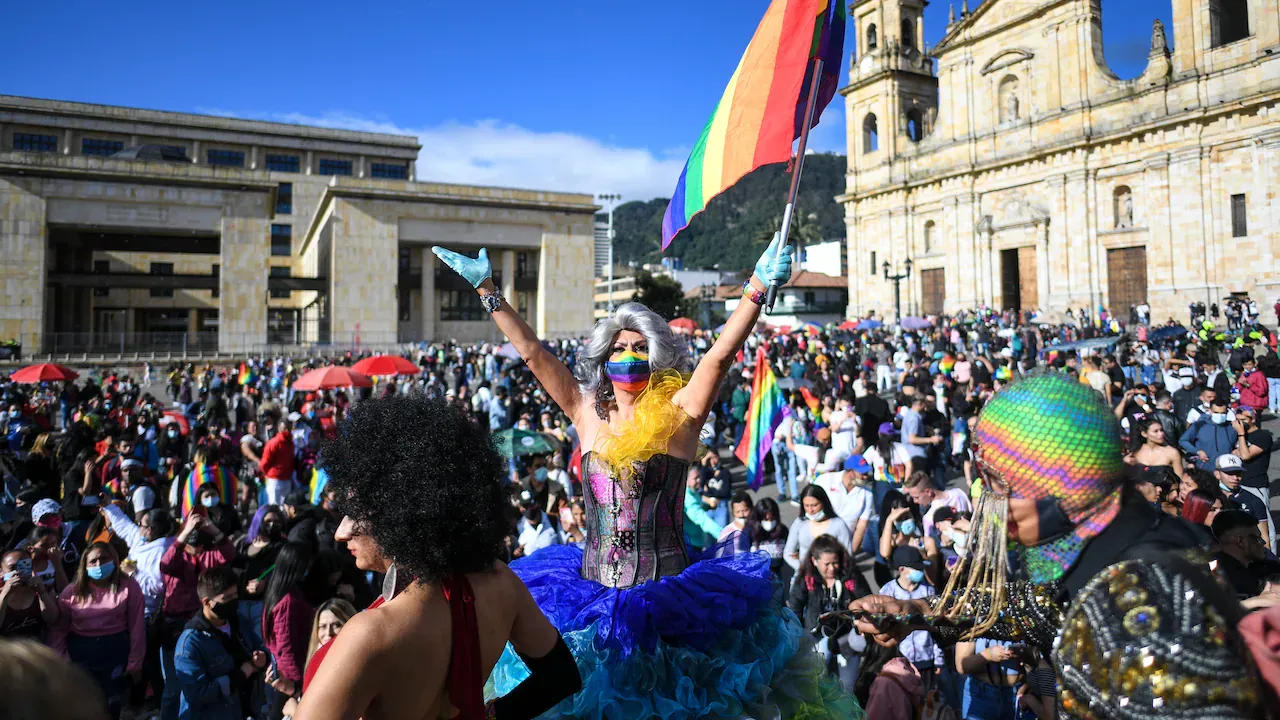 Gobierno de La Espriella saca a Colombia de una coalición internacional por derechos LGBTI y la Defensoría del Pueblo responde