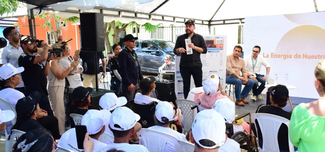 Equipo de empalme del presidente electo pidió suspender el programa Colombia Solar, según el ministro Palma