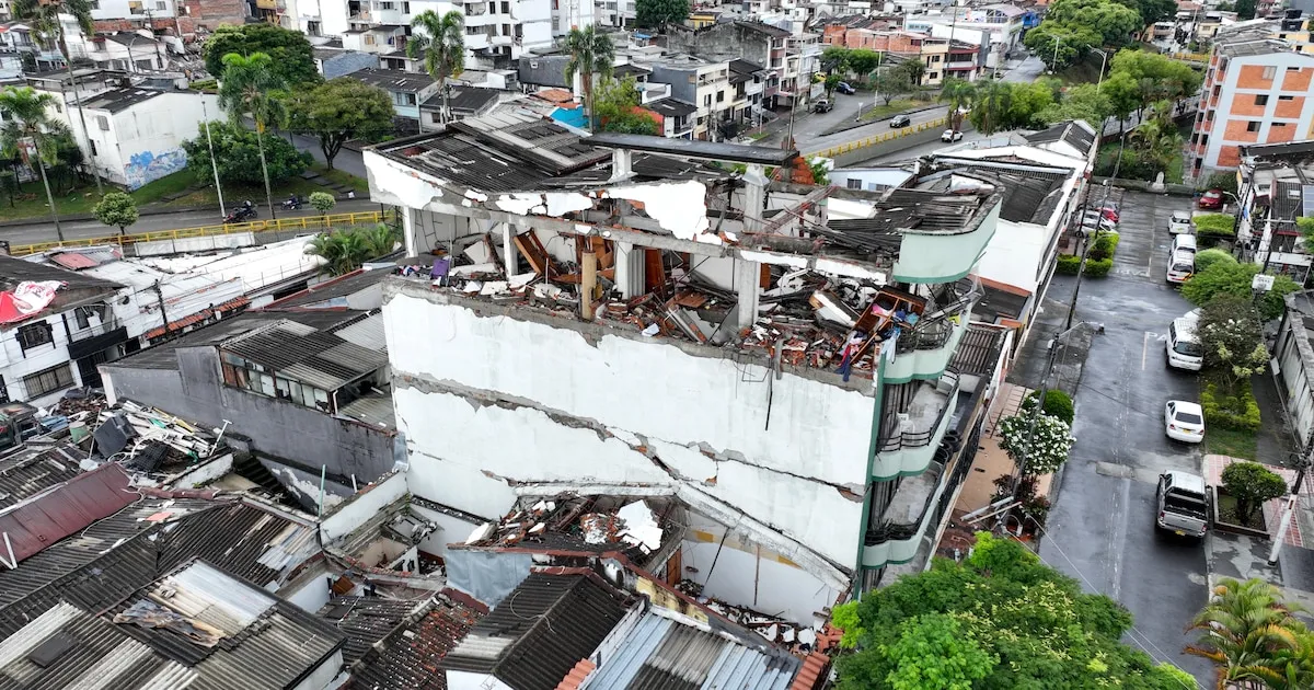 Gobierno firma 11 decretos para atender la emergencia por el terremoto en 16 departamentos