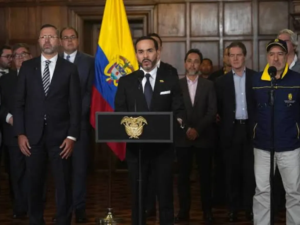 Gobierno de De La Espriella formalizó el decreto de emergencia económica tras el terremoto del 10 de agosto
