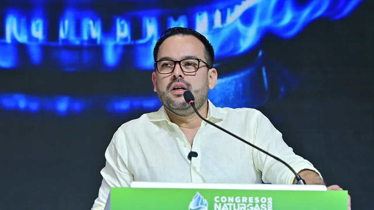 Gobierno asegura que el abastecimiento de gas y electricidad está cubierto al 100 %