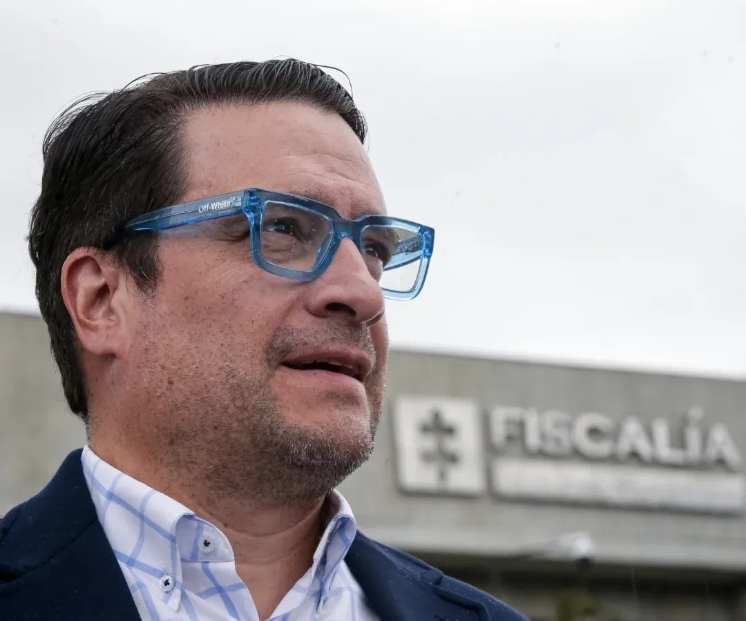 Gobierno recibe propuestas de sometimiento de grupos armados, pero esperará la ley