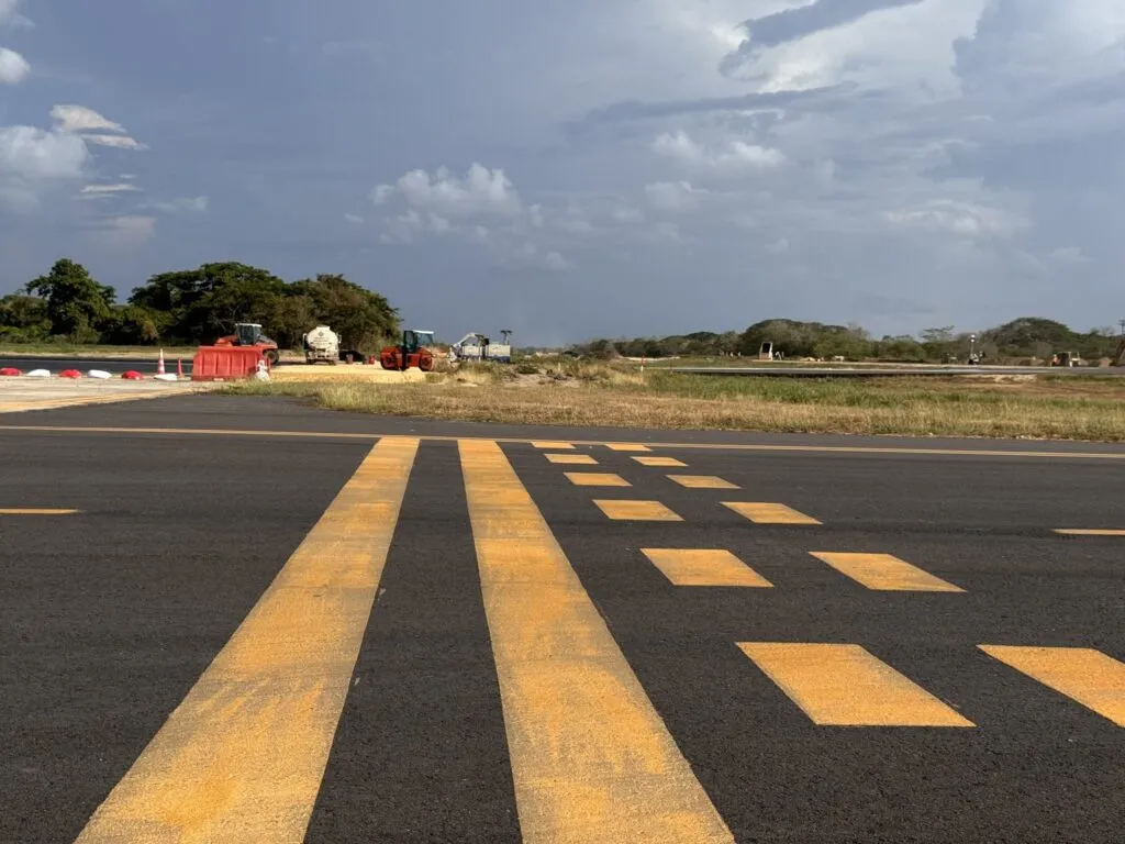 Gobierno nacional se compromete a terminar el aeropuerto de Tolú