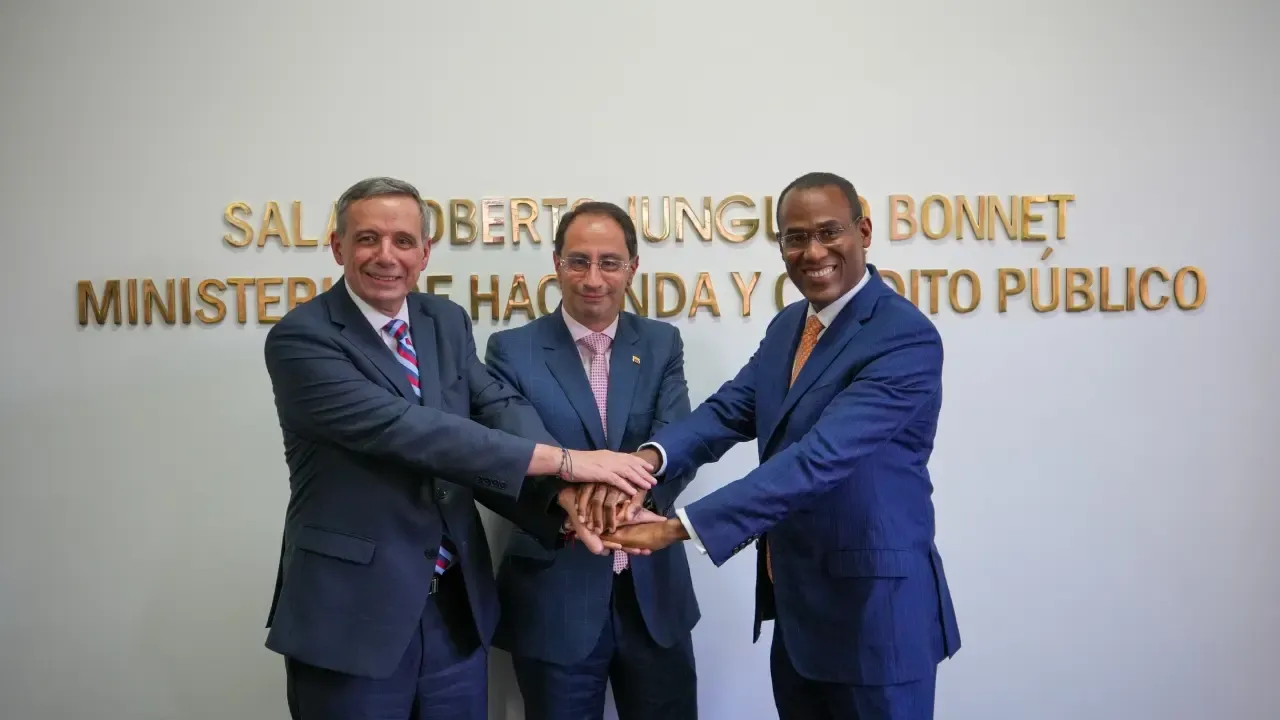 El Gobierno solicitó al FMI una evaluación formal de la economía colombiana por la crisis fiscal