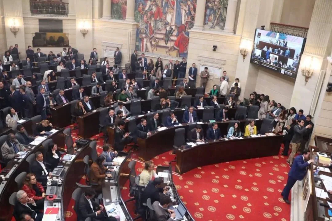 Senado rechaza las objeciones del Gobierno a la Ley de Mérito con 78 votos