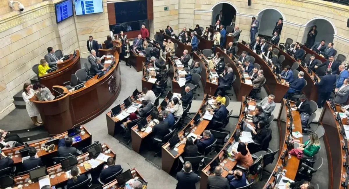 Gobierno radicó ante el Congreso el Presupuesto General para 2027 por $636 billones