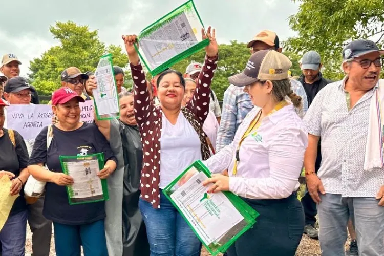Ministerio de Agricultura presenta balance de la Reforma Agraria con más de 350.000 hectáreas entregadas