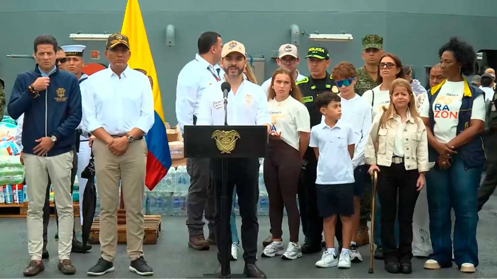Presidente De La Espriella llega a Buenaventura para atender zonas afectadas por el terremoto del 10 de agosto
