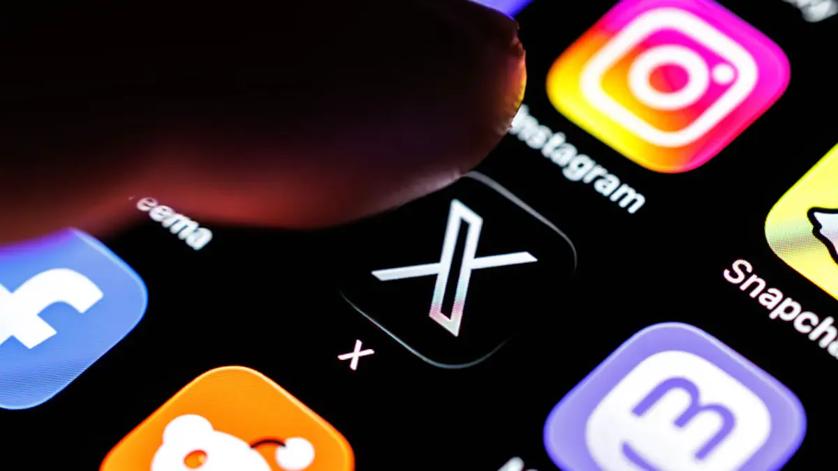 Gobierno avanza en la reglamentación de la Ley de Entornos Digitales para menores de edad