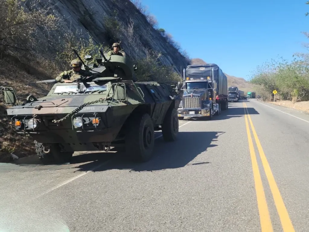 Juez ordena al Gobierno suspender bombardeos cuando haya menores en la zona